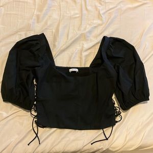 A&F medium black top